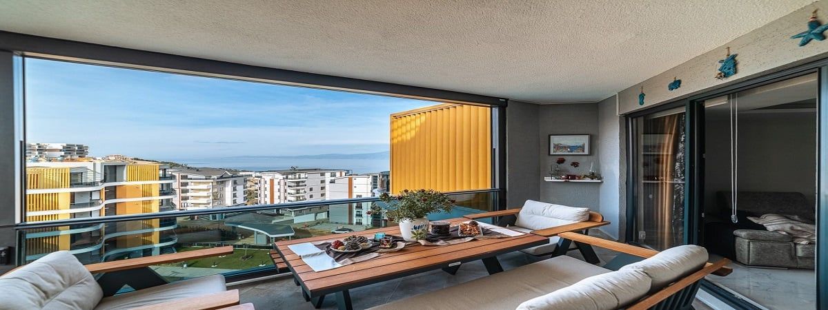 Giyotin Cam Balkon Sistemi